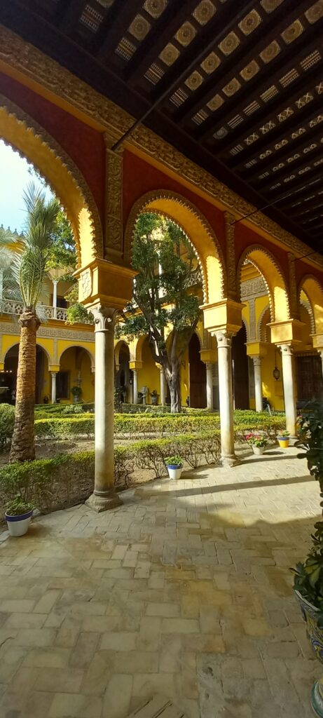 palacio las duenas, seville