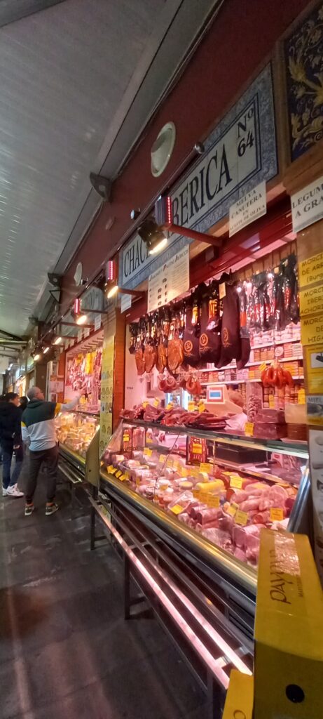 mercado de triana, voyage solo